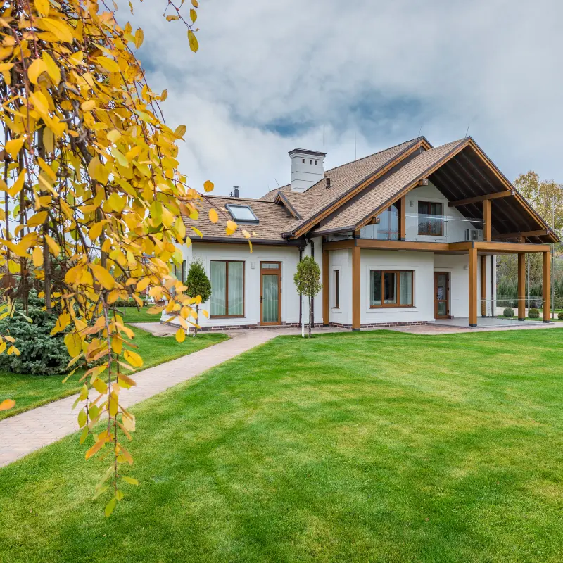 The Best Smart Security Solutions for Luxury Homes in 2025